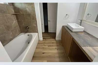 6901 Crestone Road, Austin, TX 78744 - Photo 10