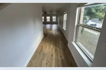 6901 Crestone Road, Austin, TX 78744 - Photo 4