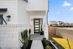 17412 Torneo Dr, Round Rock, TX 78664 - Photo 2
