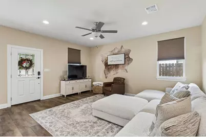 904 Central Boulevard, Bertram, TX 78605 - Photo 6