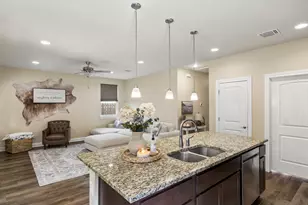 904 Central Blvd, Bertram, TX 78605 - Photo 12