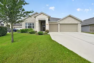 104 Joseph Hawkins Ln, Bastrop, TX 78602 - Photo 2