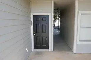 12166 Metric Blvd, Austin, TX 78758 - Photo 2
