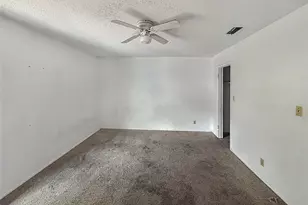 8611 Putnam Dr, Austin, TX 78757 - Photo 10