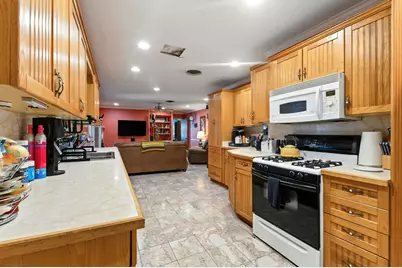 606 E Liberty Avenue E, Round Rock, TX 78664 - Photo 8