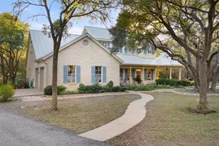 301 Crystal Meadows Dr, Kyle, TX 78640 - Photo 8