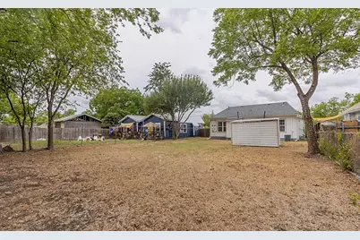 912 W Lynwood Avenue, San Antonio, TX 78201 - Photo 18
