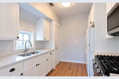 912 W Lynwood Avenue, San Antonio, TX 78201 - Photo 10