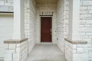 117 Falkland St, Hutto, TX 78634 - Photo 4
