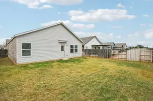 117 Badillo Wy, Bastrop, TX 78602 - Photo 34