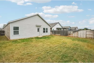 117 Badillo Way, Bastrop, TX 78602 - Photo 34