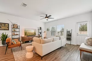 117 Badillo Wy, Bastrop, TX 78602 - Photo 14