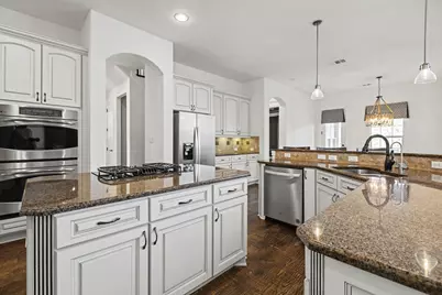 121 Burgess Lane, Austin, TX 78738 - Photo 2