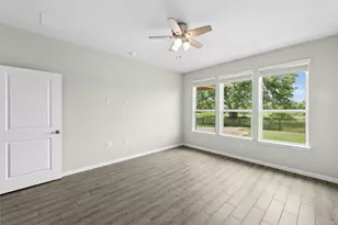 300 Hanging Star Ln, Georgetown, TX 78633 - Photo 14