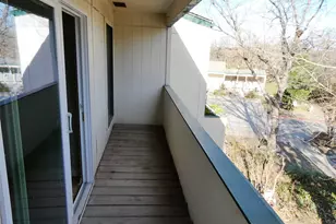 6718 Silvermine Dr, Austin, TX 78736 - Photo 14