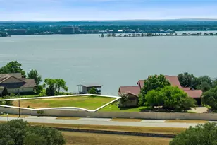 207 Wilderness Dr E, Marble Falls, TX 78654 - Photo 10