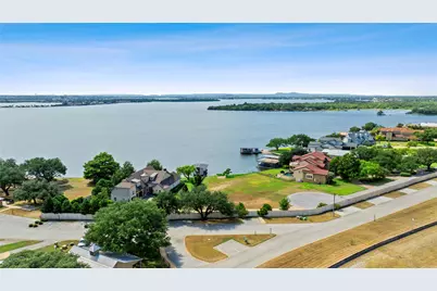207 Wilderness Drive E, Marble Falls, TX 78654 - Photo 20