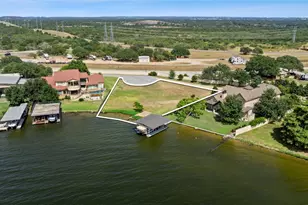 207 Wilderness Dr E, Marble Falls, TX 78654 - Photo 6