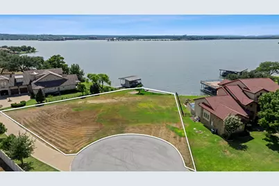 207 Wilderness Drive E, Marble Falls, TX 78654 - Photo 22