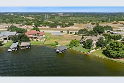 207 Wilderness Drive E, Marble Falls, TX 78654 - Photo 16