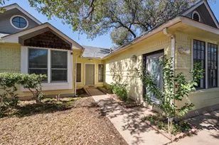 5726 Abilene Trl, Austin, TX 78749 - Photo 2