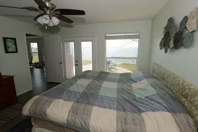 746 E Island Drive, Bluffton, TX 78607 - Photo 12