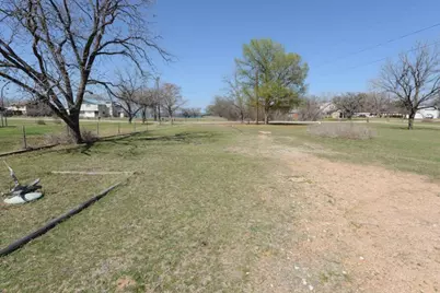 746 E Island Drive, Bluffton, TX 78607 - Photo 34