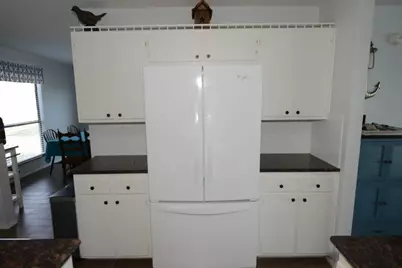 746 E Island Drive, Bluffton, TX 78607 - Photo 18