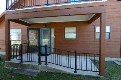 746 E Island Drive, Bluffton, TX 78607 - Photo 6