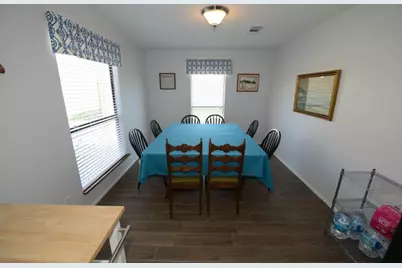746 E Island Drive, Bluffton, TX 78607 - Photo 16