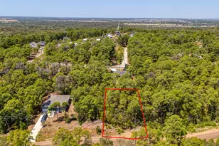 168 Molokini Dr, Bastrop, TX 78602 - Photo 1