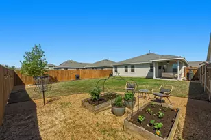 12425 Ostrich Trl, Manor, TX 78653 - Photo 28