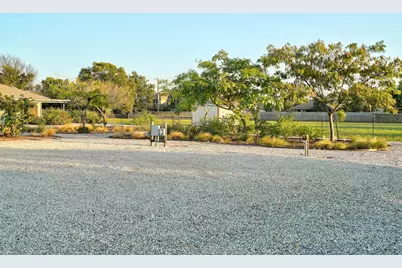 800 County Road 117, Round Rock, TX 78665 - Photo 10