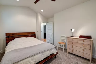 1300 Walnut Avenue #B, Austin, TX 78702 - Photo 14