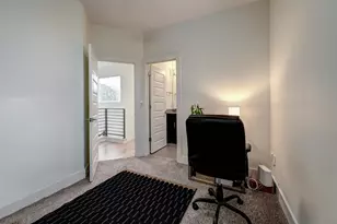 1300 Walnut Ave, Austin, TX 78702 - Photo 12