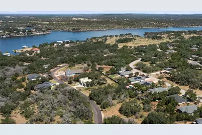 21800 Cardinal Avenue, Lago Vista, TX 78645 - Photo 6