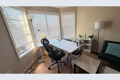 915 W 23rd Street #207, Austin, TX 78705 - Photo 4