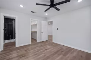 313 Charles St, Rockdale, TX 76567 - Photo 10