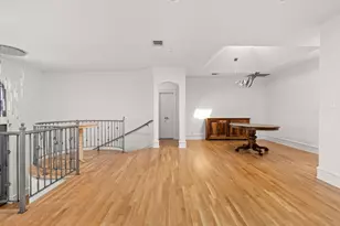 1228 Challenger, Lakeway, TX 78734 - Photo 8