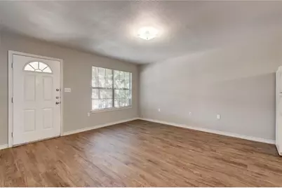 200 Hall Drive #B, Elgin, TX 78621 - Photo 2