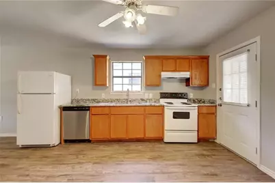 200 Hall Drive #B, Elgin, TX 78621 - Photo 4