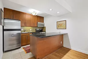 7685 Northcross Dr, Austin, TX 78757 - Photo 12