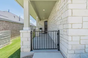 221 Sweeping Sage Ln, San Marcos, TX 78666 - Photo 2