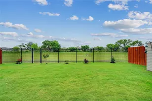 504 Mistflower Springs Dr, Leander, TX 78641 - Photo 8