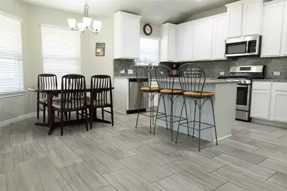 827 Savannah Cove, Elgin, TX 78621 - Photo 2