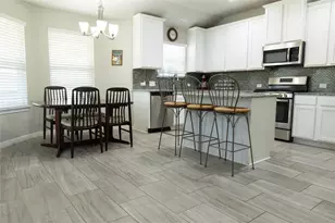 827 Savannah Cove, Elgin, TX 78621 - Photo 4