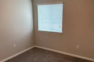 827 Savannah Cove, Elgin, TX 78621 - Photo 22