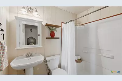 127 Offer, Llano, TX 78643 - Photo 22