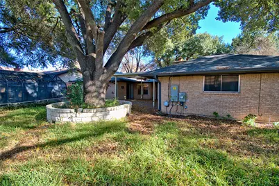 9202 Quail Meadow Drive, Austin, TX 78758 - Photo 30