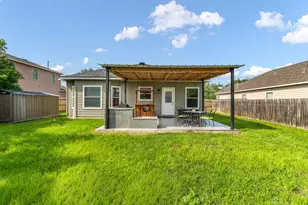1015 Hondo Ln, Hutto, TX 78634 - Photo 22